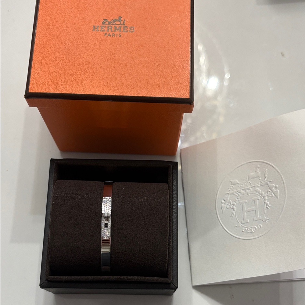 Brand new Hermes Kelly bangle bracelet white gold size ST